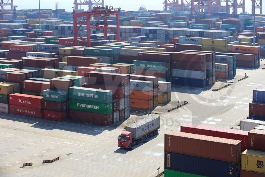 China has reported an increase in exports for the first time in seven months.